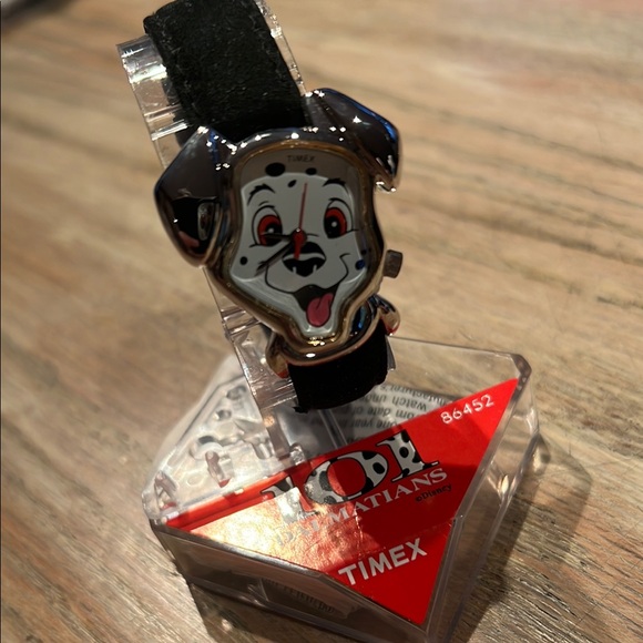 Watch Timex 101 Dalmatians never worn, with box and inatructions main image 5